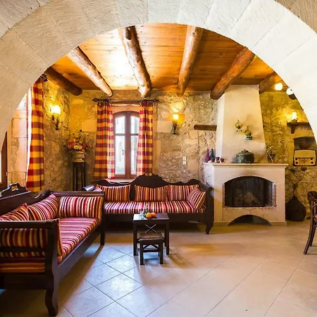 Casa Sanguinazzo * Amnátos