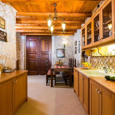 Casa Sanguinazzo Amnátos